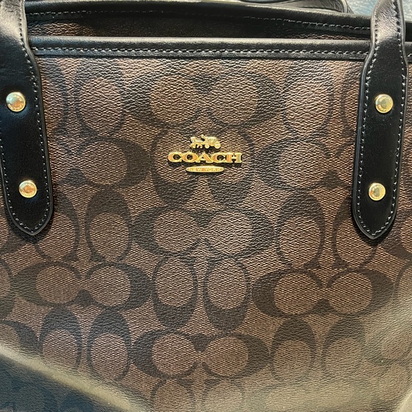 Medium Coach logo bag - Picture 2 of 8